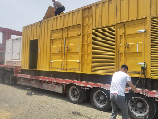 麻城除了负载情况和发动机维护，还有哪些因素会影响 200kw 柴油发电机的油耗？